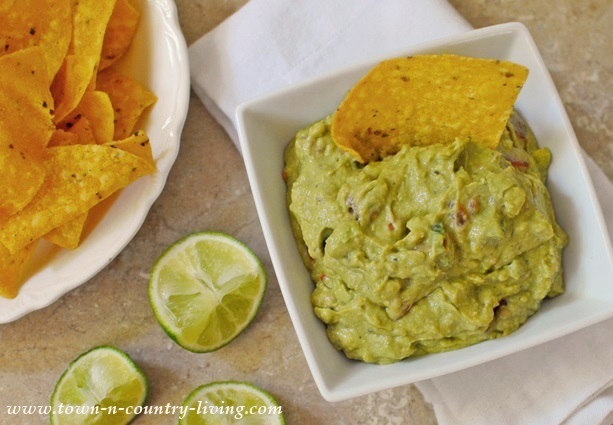 Mild and Creamy Guacamole Recipe - Town &amp; Country Living