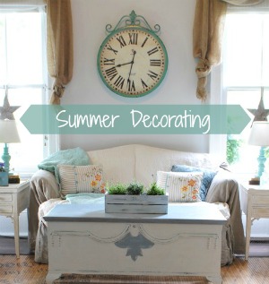 Summer Decorating in Vintage Farmhouse