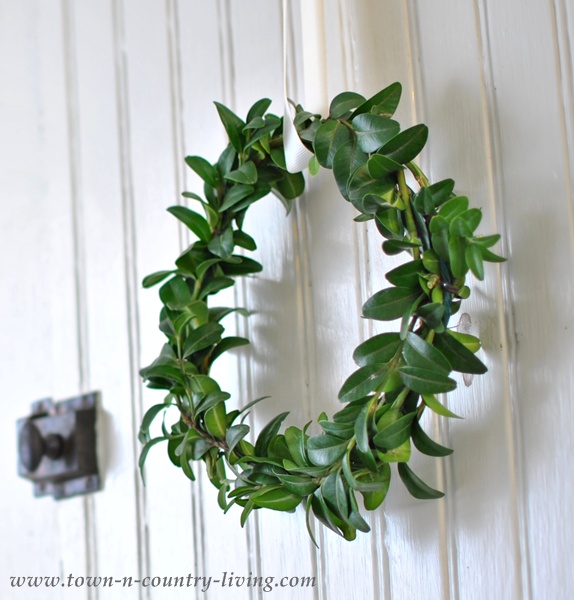Christmas Boxwood Wreaths via Town and Country Living