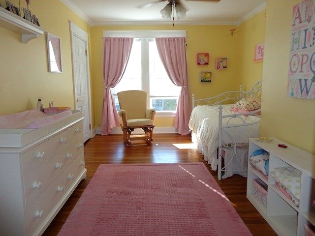 Girl's sunny bedroom