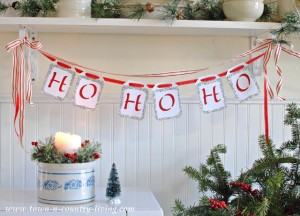 Quick and Easy Christmas Banner by Town and Country Living