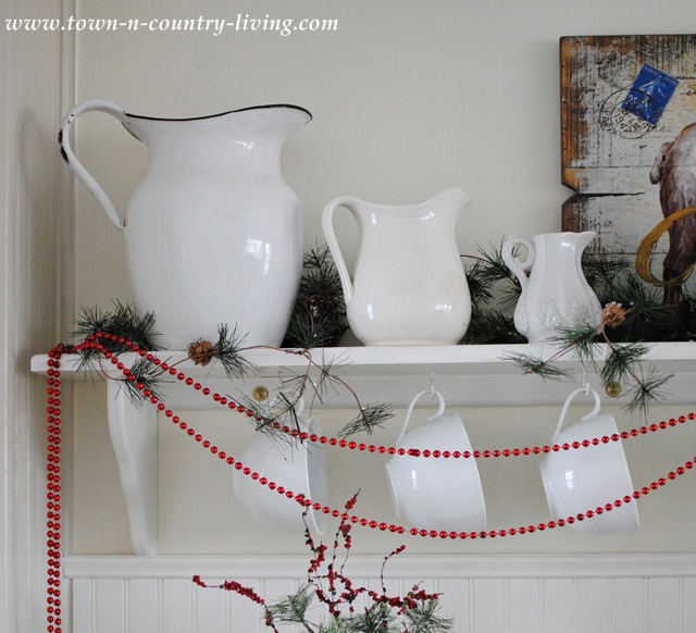 Farmhouse Christmas Decorating at Town and Country Living