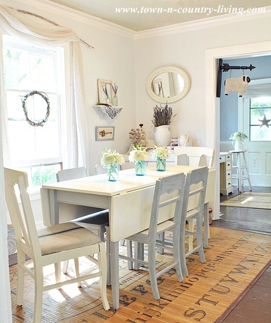 Summer Country Dining Room