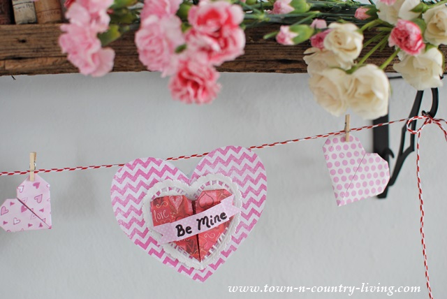 Paper Heart Valentine Banner tutorial at Town and Country Living