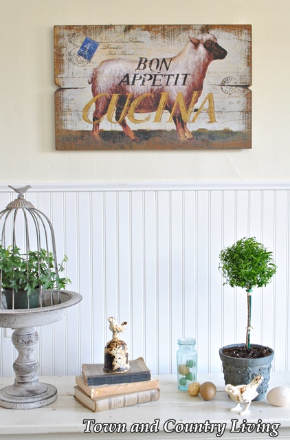 Antique looking farm animal sign from Antique Farmhouse.