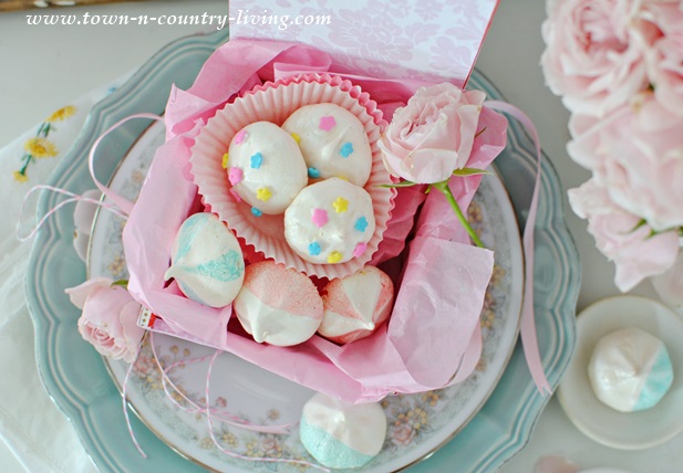 French Meringue Cookies for Mother's Day