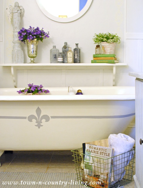 French Style Claw Foot Tub