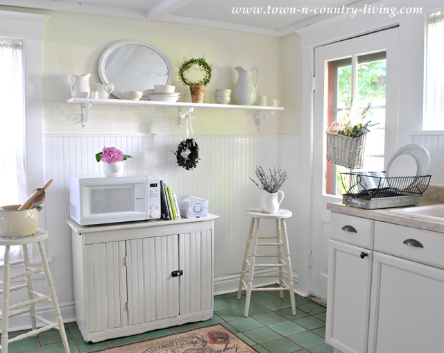Open Shelving in Farmhouse Kitchen with Bead Board