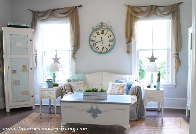 Farmhouse Family Room Decorated for Summer