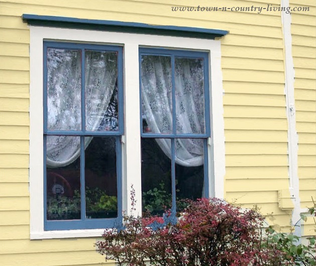 New exterior paint color scheme for Victorian cottage