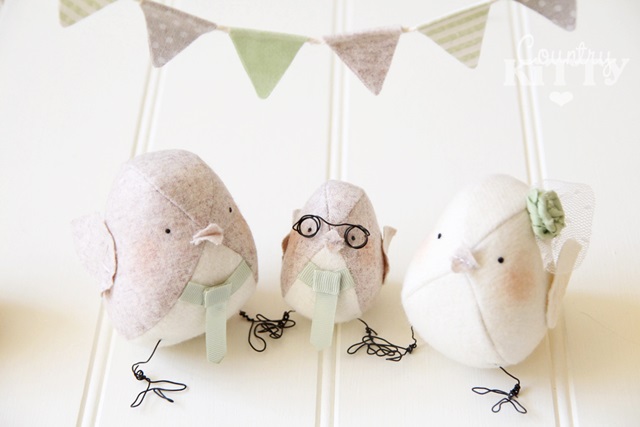 Birds handcrafted from fabric at Country Kitty