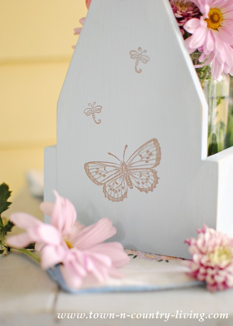 Wooden Tote painted with Annie Sloan Chalk Paint in Louis Blue