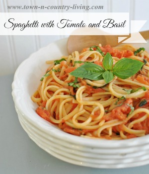 Spaghetti with Tomato and Basil