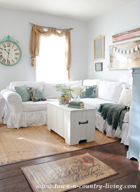 Farmhouse Family Room with White Furniture