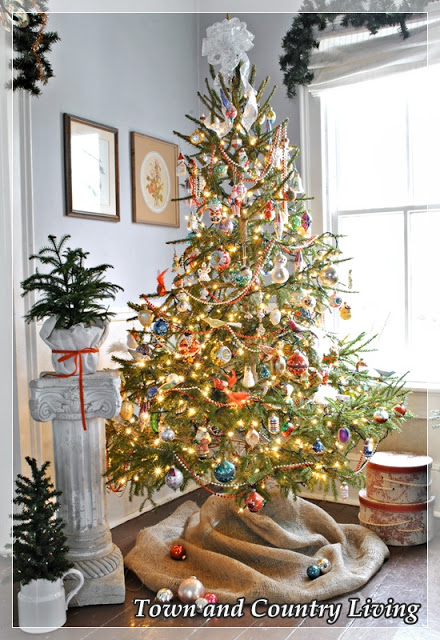 Victorian Style Christmas Tree