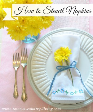 How to stencil napkins