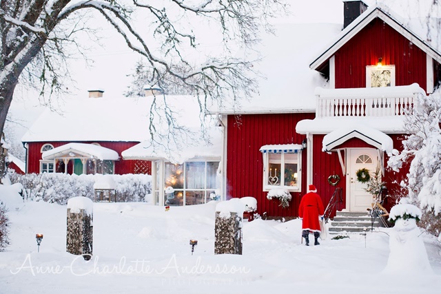 Red Nordic House at Christmas