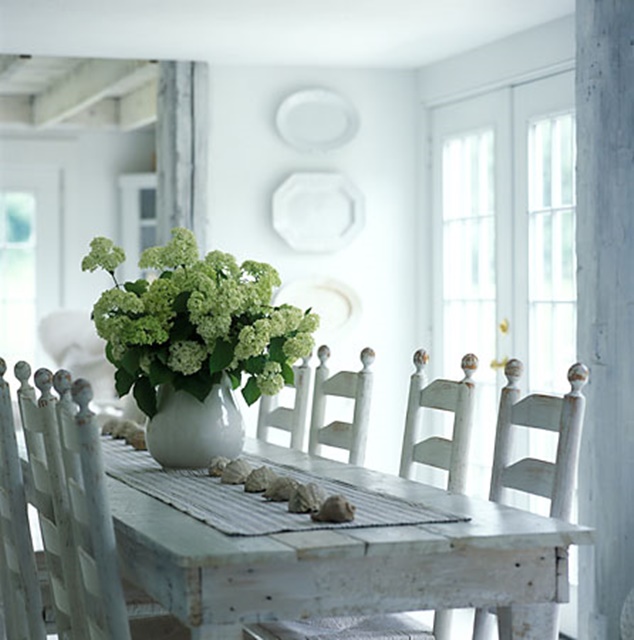 Fresh style farmhouse dining room - New Farmhouse Style