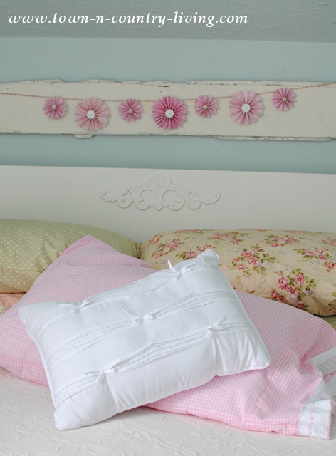 DIY Vintage Style Pillow Cases