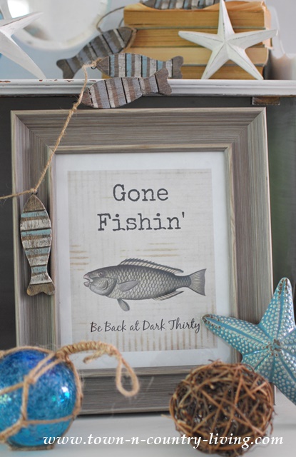 Free Summer Printable. Gone Fishin'