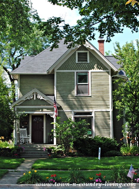 Victorian Home in Wheaton, Illinois