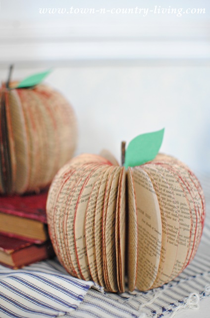 How to Make Book Page Apples