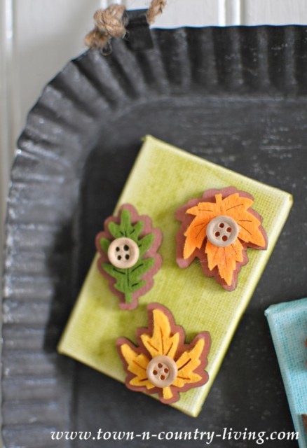 How to Make Fall Owl Magnets with Mini Canvases