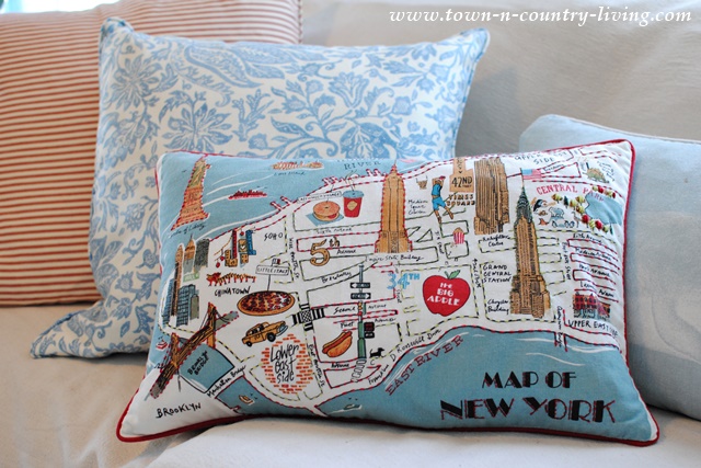 Map of New York Pillow